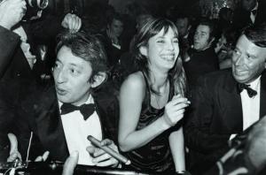 page_32_33_photo_gainsbourg_1974